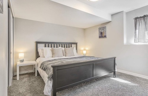 Park Vista House | 5BR House with Hot Tub, Peak Views in Colorado Springs