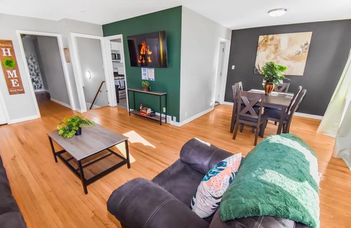 North Park Hill House | Enchanting Forest Retreat: 5 Bedrooms with King Beds & Fire Pit