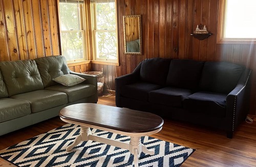 Beulah Cabin | Cabin in the heart of Beulah