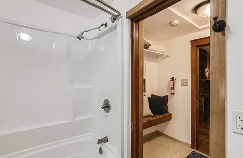 Idaho Springs Condo | Keystone Creekside Mountain Condo