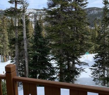 Alma Ski Chalet | Alma Sky Chalet