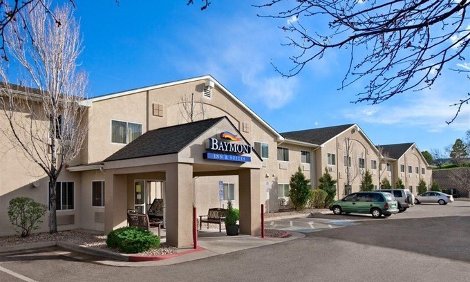Golden Hotel | Baymont by Wyndham Golden/Red Rocks